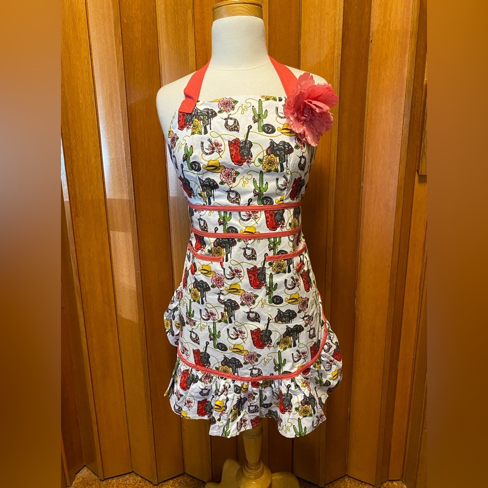 Western Theme Apron with Red Highlights - Picture 1 of 5